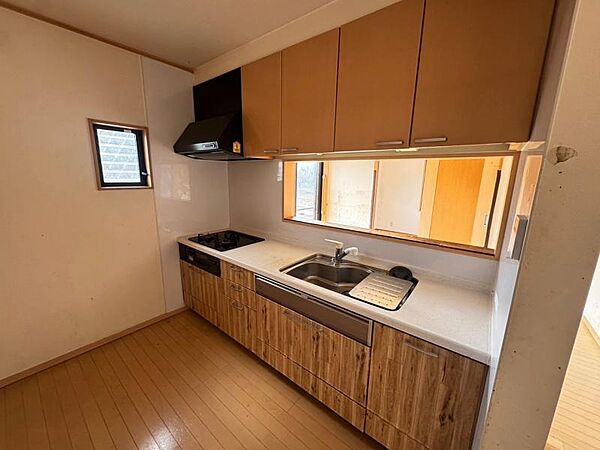 カウンターキッチンなのでお子様を見守りながらお料理できます♪