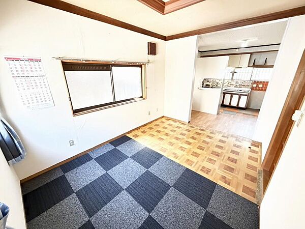 仕事や趣味のスペースとしても活用できる、多用途に使える部屋。