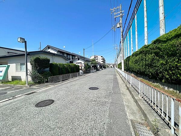 静かな住宅街で落ち着いた住環境が魅力です♪