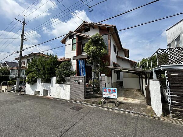 土地面積は約56坪ございます。