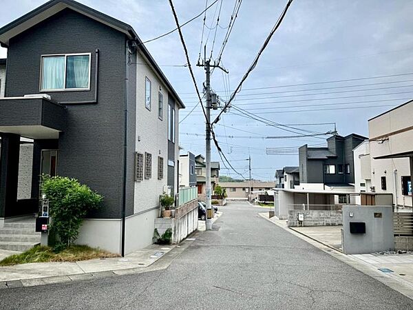 幅員約6mの道路です♪