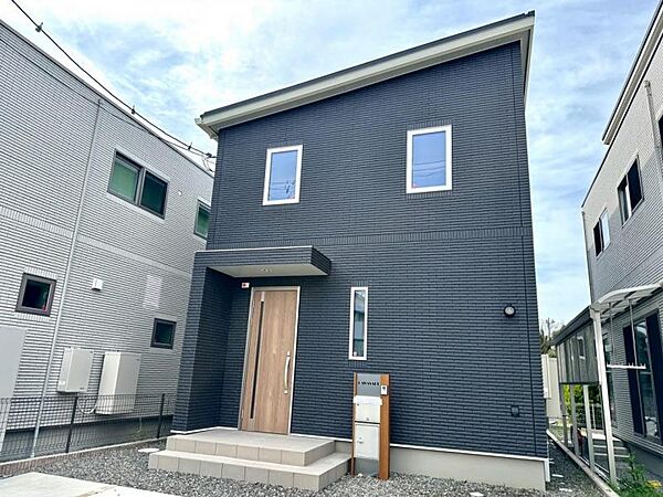 大久保南4丁目の築浅戸建！