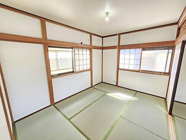 2階には和室が2部屋ございます♪