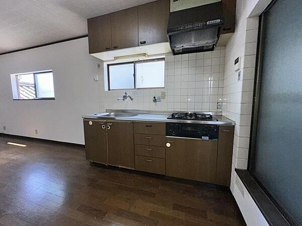 グリル付きのキッチンです♪