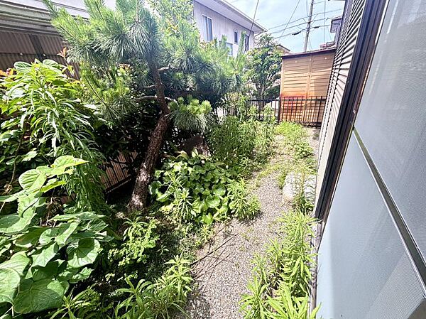 陽当たり良好なお庭です！