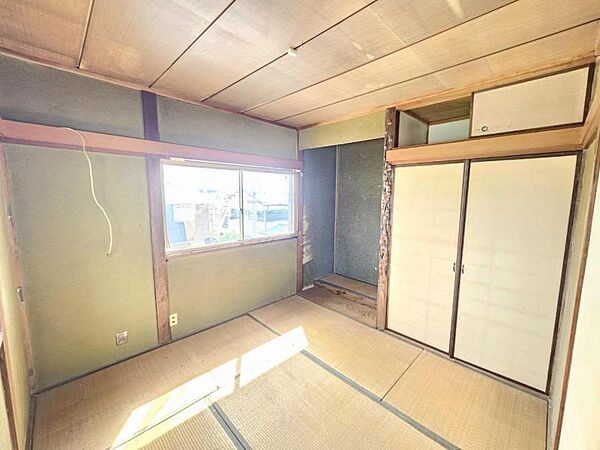 2階4.5帖の和室♪