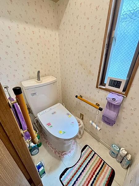 手すりが左右にあるため、ご年配の方にも安心の設計です！