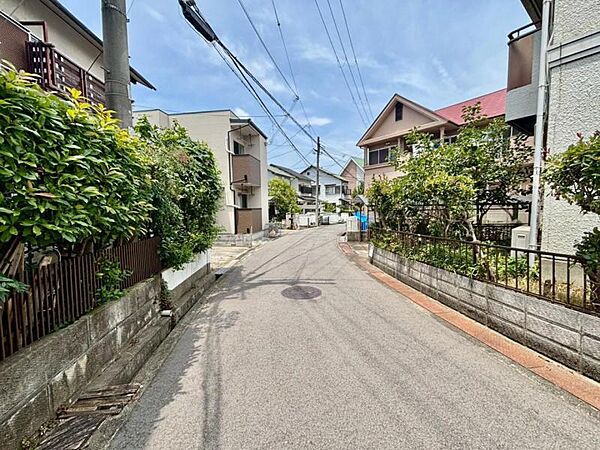 前面道路は道幅約4.75ｍ！