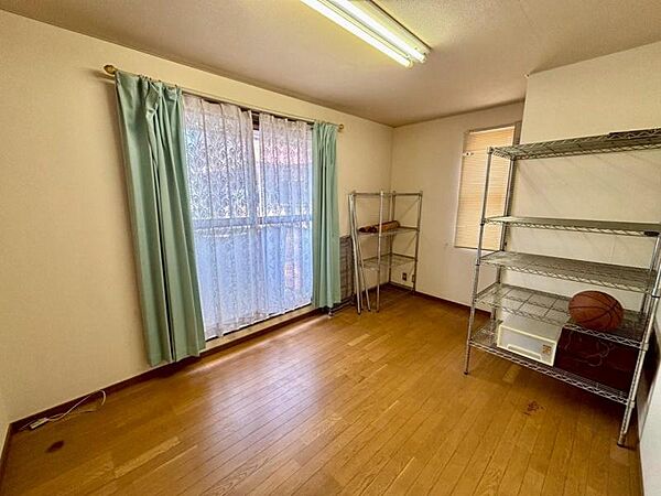 各居室多面窓付きでお部屋全体が明るく照らされます！
