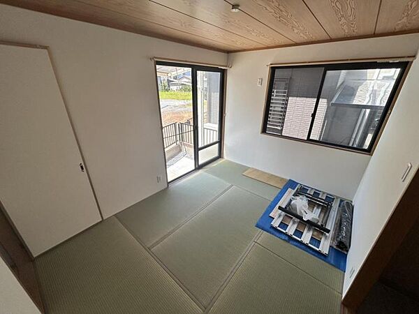 日当たり通風良好な和室です♪