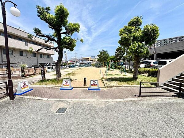 敷地と隣接している公園もあります！
