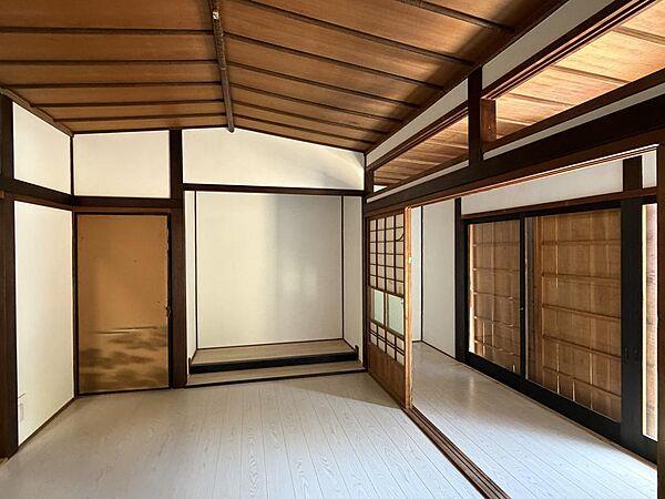 室内