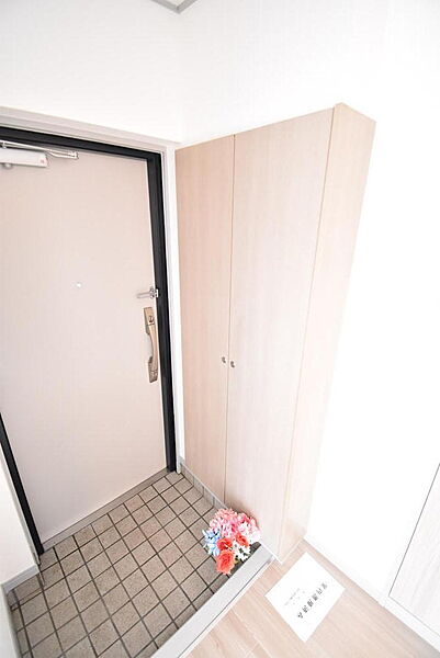 玄関横には、シューズボックスを完備♪