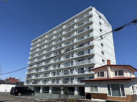 ◆価格790万円　◆５ＬＤＫ　◆所在階７階