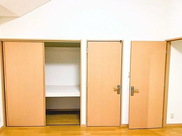 townhouse 青森県青森市千刈１丁目
地図を見る