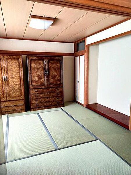 townhouse 青森県青森市大字三内字沢部
地図を見る