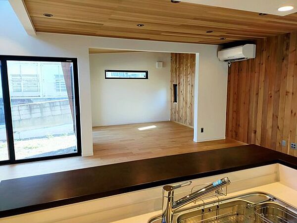 townhouse 青森県青森市大字安田字近野
地図を見る