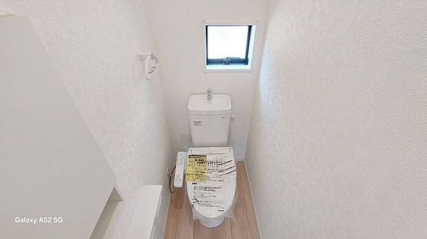 ◆浴室乾燥機付きで雨の日の洗濯にも便利♪◆温水洗浄便座付きで快適な使い心地♪