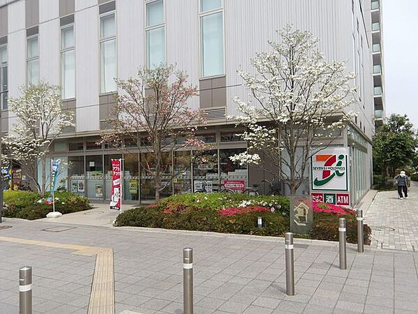 セブン-イレブン 蓮田駅西口店 560m