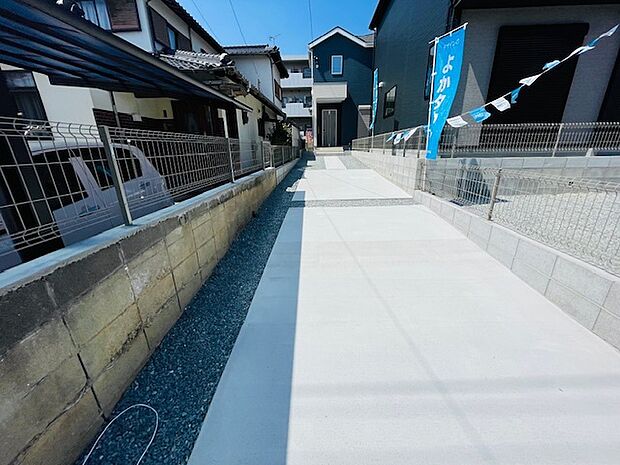 縦列駐車ですが3台可能です