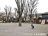 周辺：板橋区立若木原公園お城のようなすべり台が目を引く公園。広々としたグラウンドでは、のびのびと遊ぶことができ、トイレや水飲み場も完備。屋根付きの休憩所もあり、日陰で一息つけます。 530m