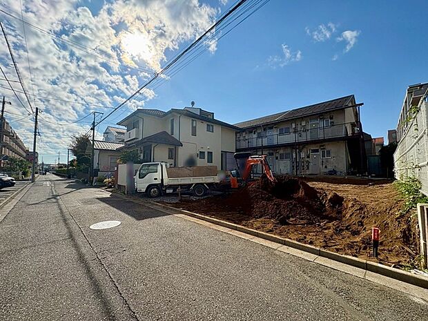 前面道路を含む現地写真