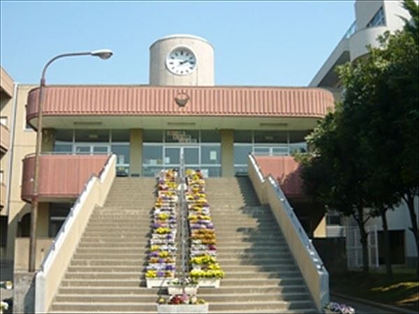 さいたま市立大谷場小学校（360m）