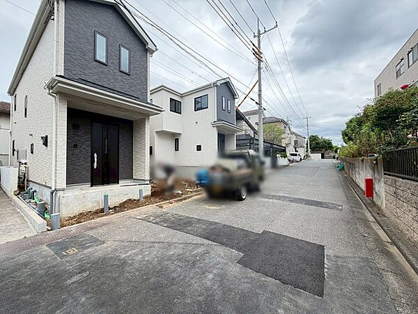 前面道路を含む現地写真
