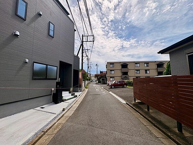前面道路を含む現地写真
