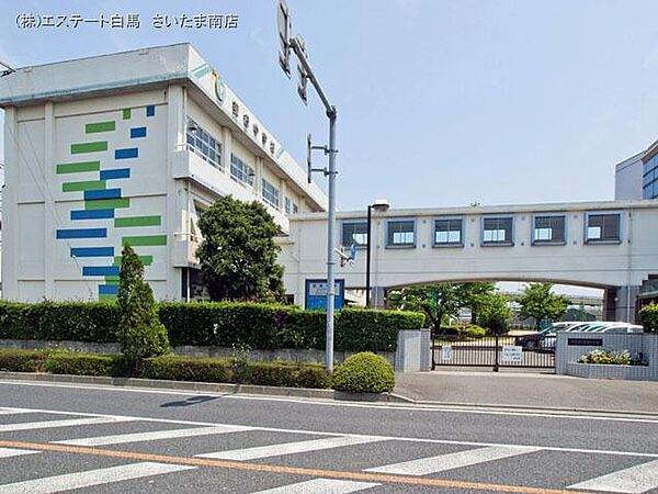 戸田市立美笹中学校（1540m）