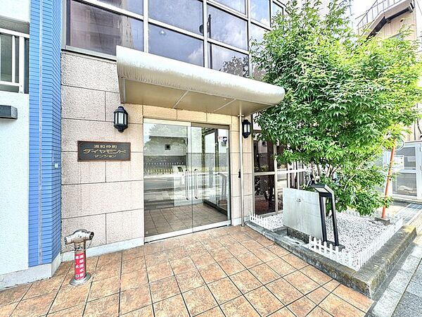 エントランスを拡大表示