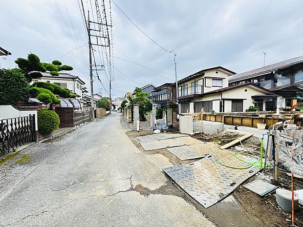 前面道路を含む現地写真