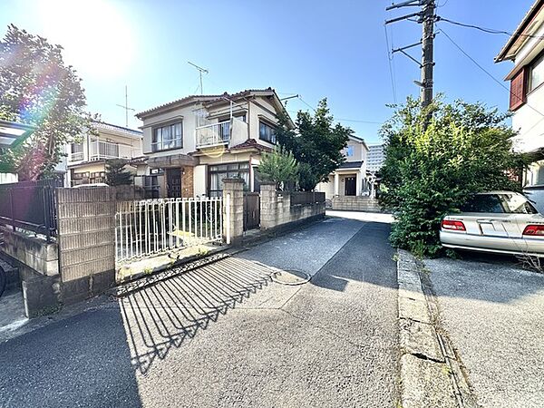 前面道路を含む現地写真