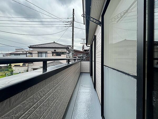 開放的な空気が心地よく広がり、穏やかな時間を過ごせるゆとりある空間。