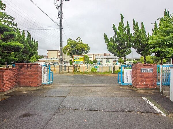 さいたま市立宮前小学校（430m）