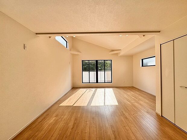 リビングダイニング