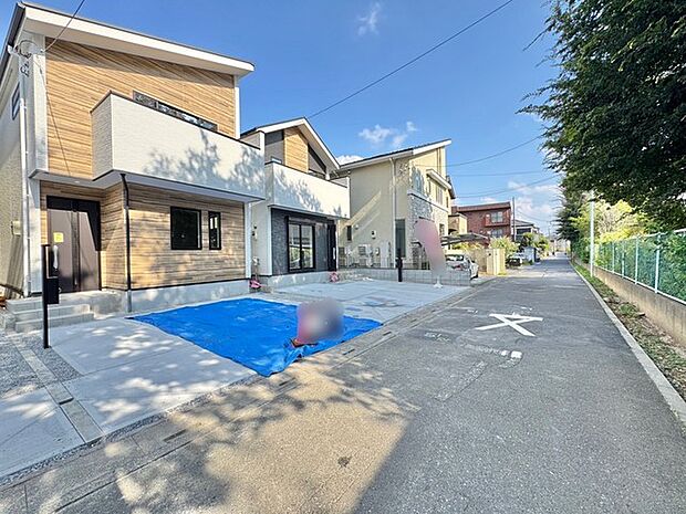 前面道路を含む現地写真