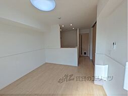 ヴァレンティア若江本町 105 1階1LDKのリビング/ダイニング