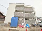 鴻池新田駅より徒歩12分 新築 3階建の賃貸物件