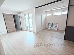 アベニール末広 205 2階2LDKのリビング/ダイニング