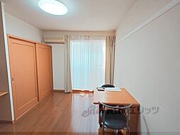 レオパレスコンフォート 204 2階1Kのリビング/ダイニング