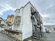 富雄駅より徒歩12分 2階 築33年8ヶ月の賃貸物件