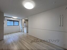 阪急伊丹線 伊丹駅 バス3分 昆陽下車 徒歩1分の賃貸アパート 1階1LDKのリビング/ダイニング