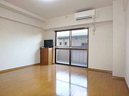 Hyde Park 205 2階1Kのリビング/ダイニング