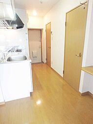 Hyde Park 307 3階1DKのリビング/ダイニング