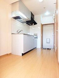 Asteios 204 2階1Kのリビング/ダイニング