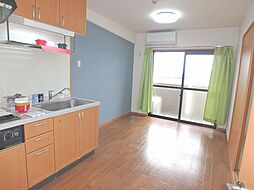 ラフィネ・ドミール 405 4階3DKのリビング/ダイニング