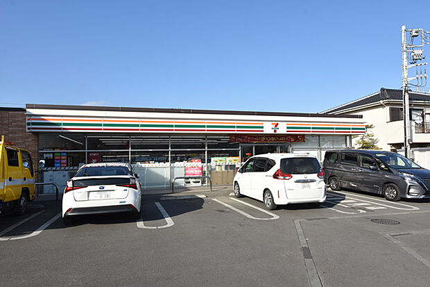 セブンイレブン 平塚南金目店まで約304m