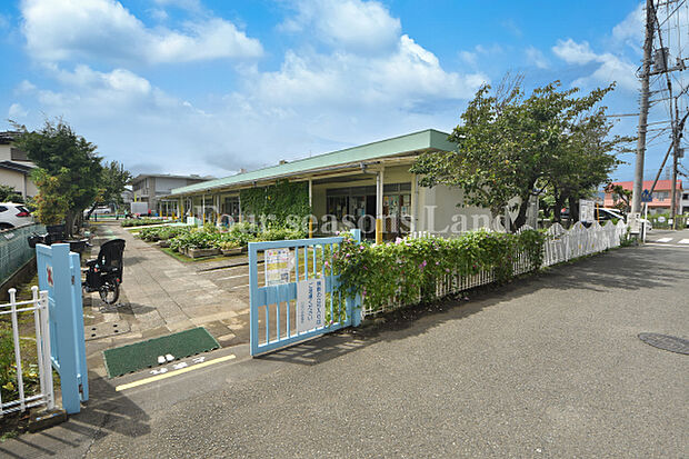 平塚市立ひばり幼稚園まで約249m