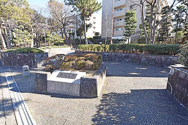 高浜公園まで約158m
